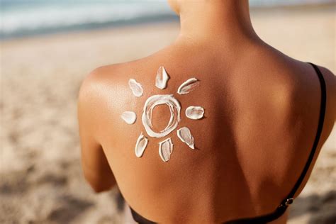 14 best sunscreens for oily skin that won't clog pores