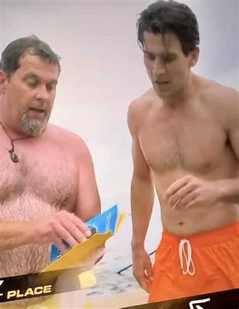 Corey McArthur (Amazing Race) shirtless : r/survivor_malebeauty