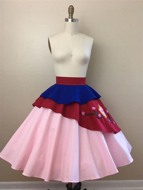 Disney Skirt, Disney Dresses, Disney Clothes, Other Outfits, Cool Outfits, Dress Up Aprons ...