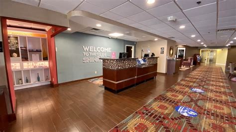 Hampton Inn Daytona Speedway-Airport with nice lobby - FloridaEscape