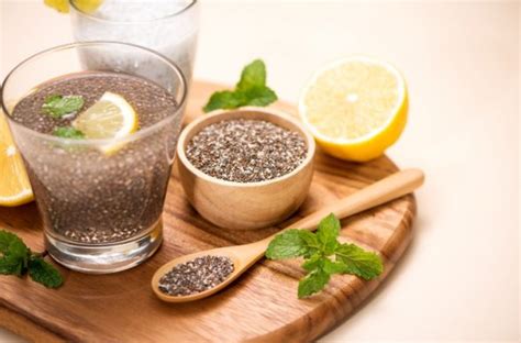 agua-de-limon-con-chia