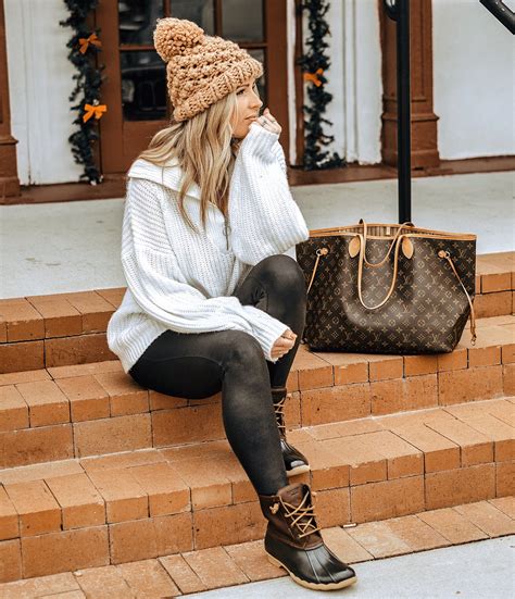 Cute Winter Outfits With Leggings And Boots