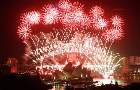 Sydney Harbour Bridge Fireworks 2011 - 990x636 Wallpaper - teahub.io