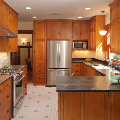 Bungalow Kitchen - Photos & Ideas | Houzz