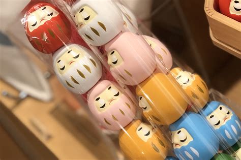 Japanese Daruma Doll Reveals Your Luck And Grants Your Wishes - Kulture ...