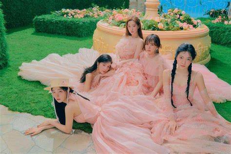 11 Red Velvet Songs That Encapsulate Each Season