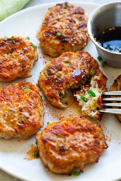 Healthy Chicken Patty Recipe, Homemade Chicken Burgers, Chicken Patty ...