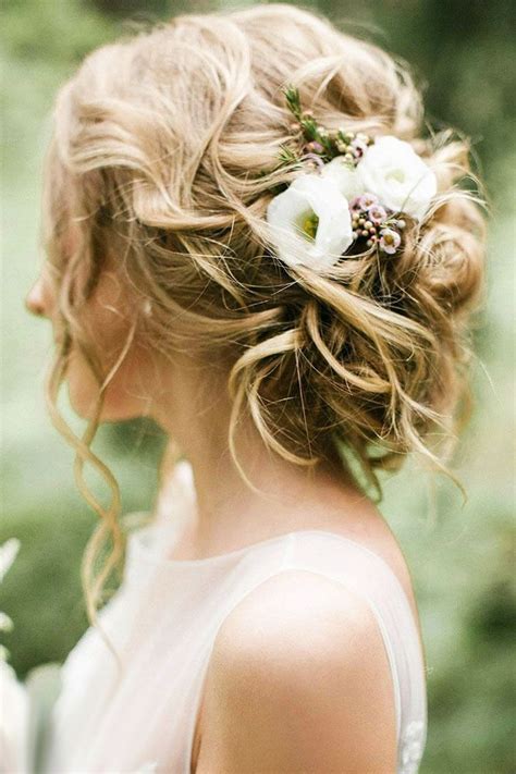 Wedding Bun Hairstyles: 30+ Best Looks, Expert Tips & FAQs | Hairdo wedding, Wedding hair pieces ...