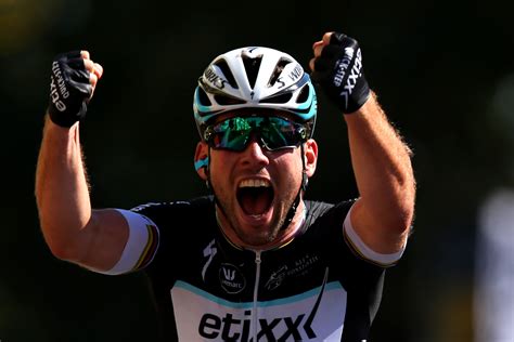 Tour de France 2015: Mark Cavendish ends sprint woes with 26th stage win | IBTimes UK