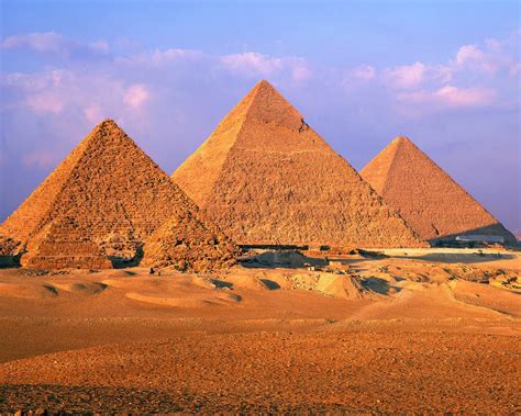 High Definition Photo And Wallpapers: pyramids egypt wallpapers,ancient egypt pyramids,pyramids ...