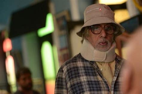 Amitabh Bachchan, Deepika Padukone on the sets of Piku: Photos