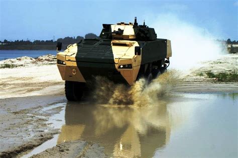 KTO Rosomak | Armored fighting vehicle, Military vehicles, Photo