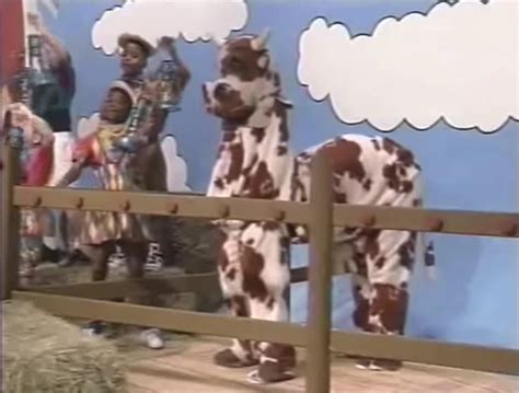 A four legged cow on a farm. by Kidsongs07 on DeviantArt