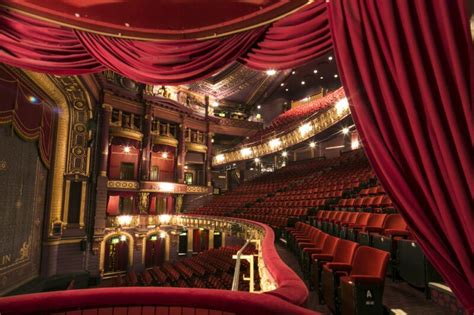 Palace Theatre Manchester - Best Theatre in Manchester - Creative Tourist