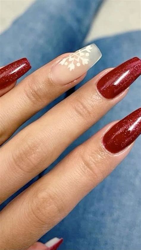 Red Christmas nails/simple Christmas nails/winter nails/nails inspo ...