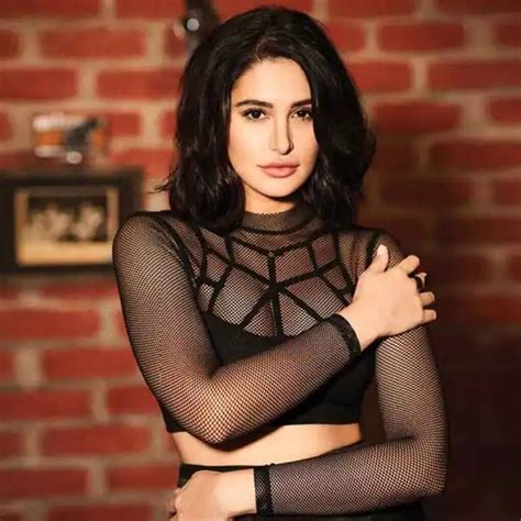 Nargis Fakhri's Bio, Net Worth, Age, Height, Facts, Career