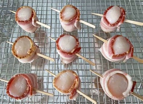 Bacon-Wrapped Scallops Appetizer | Foodtalk