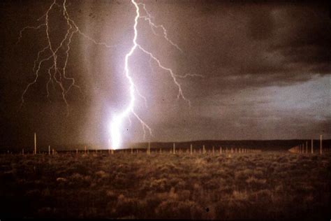 Walter de Maria. Lightning Field. Permanent installation in New Mexico - 1974. Made of hundreds ...