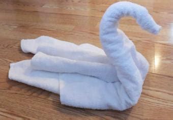 Instructions for Folded Towel Animals | LoveToKnow