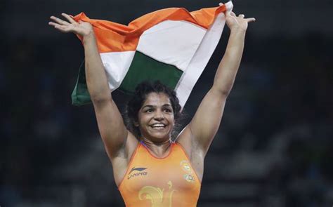 PWL 2: Sakshi, Geeta to spearhead Indian challenge - India Today