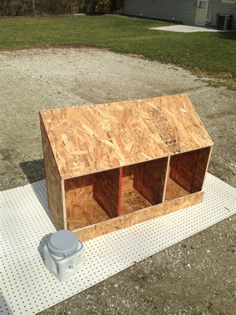 21 DIY Chicken Nesting Boxes Plans And Ideas - The Poultry Guide (2022)