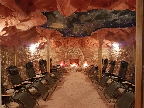 Spa With Himalayan Salt Room