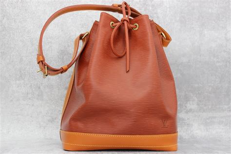 Louis Vuitton Epi Leather Bicolor Noe Bucket Bag