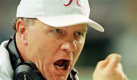 Mike DuBose, former Alabama head coach, accidentally shoots himself ...