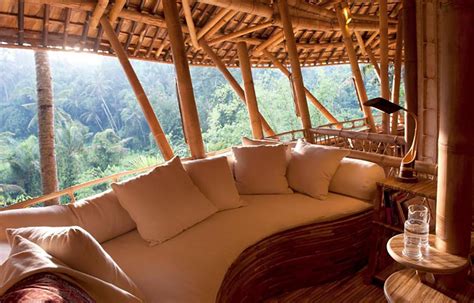 You Have To See These Luxury Bamboo Houses in Bali | Bamboo house, Eco ...