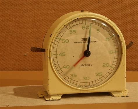 Intersting 1960s desk stopwatch 5 | An old desk stopwatch ma… | Flickr