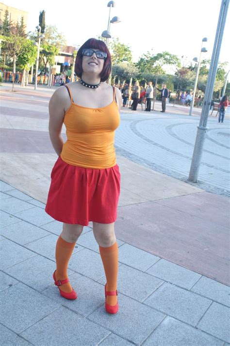 Velma Dinkley cosplay 5 | Velma dinkley cosplay, Velma dinkley, Velma