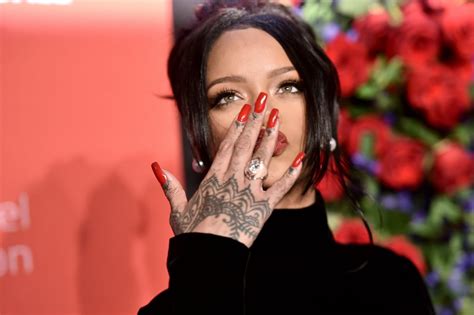 Celebrities Wearing Red Nail Polish Colors | POPSUGAR Beauty
