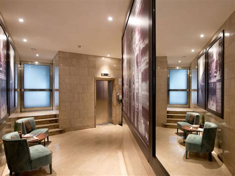 Browse the gallery of Duomo Hotel & Apartments in Milan