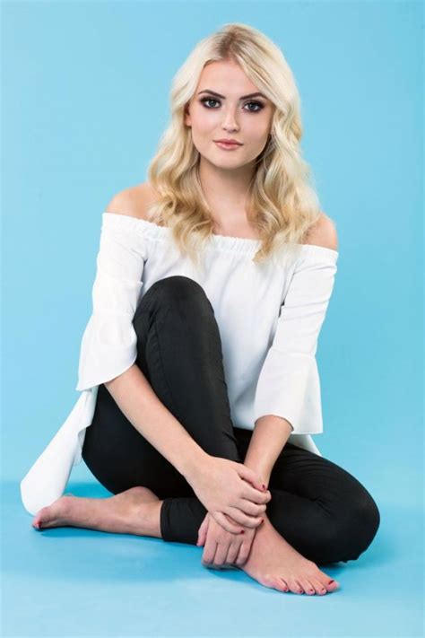 Lucy Fallon's Biography - Wall Of Celebrities