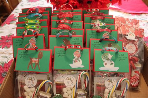 IMG_2119.JPG (1600×1067) | Diy christmas gifts cheap, Christmas treat bags, Kids treat bags