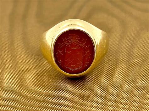 Tiffany and Co. Antique 14K Yellow Gold Carnelian Intaglio Crest Signet Ring For Sale at 1stDibs ...