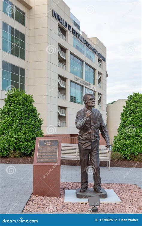 Frank Broyles Statue at University of Arkansas Editorial Photography - Image of education ...