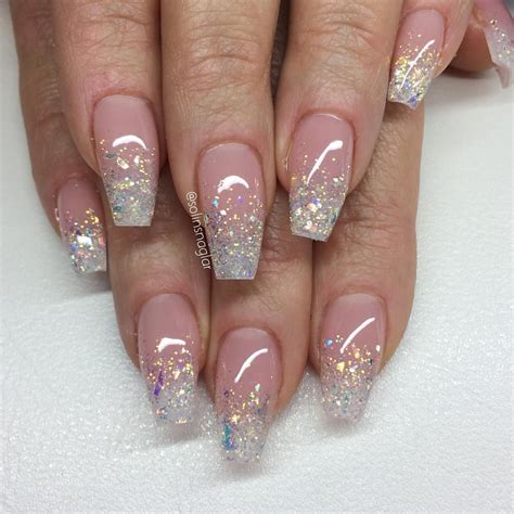 Solin Sadek on Instagram: “Egenblandat glitter med flakes👌” | Nail designs glitter, Diamond ...