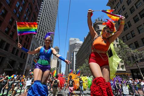 Live coverage of the 2016 SF Pride parade - SFGate