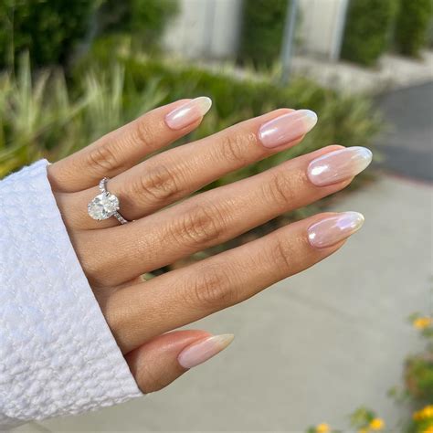 12 Gel-Nail Designs That Are Big News In Salons This Year | Who What ...