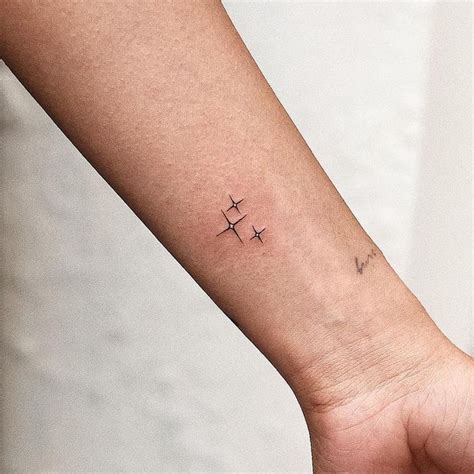 37 beautiful and small moon and stars tattoo collection. If you're ...