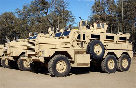 Most Powerful Armoured Personnel Carriers | Top 10 Battle Personnel ...