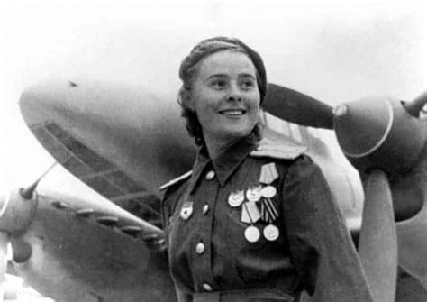 10 Fearless Female War Heroes You Didn't Learn About in History Class