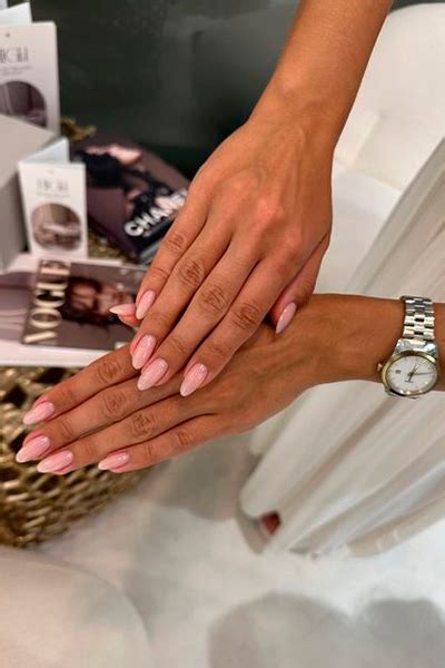 Best russian manicure near you | Beauty Salon High22 – Dubai, Business Bay