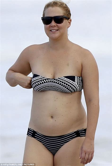 Amy Schumer showcases her knockout body in strapless bikini during ...