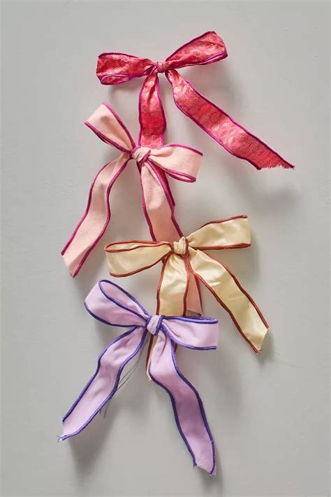 30 Ways to Style a Hair Ribbon - What's Fresh