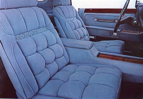 1978 Lincoln Mark V Diamond Jubilee edition blue interior | CLASSIC CARS TODAY ONLINE