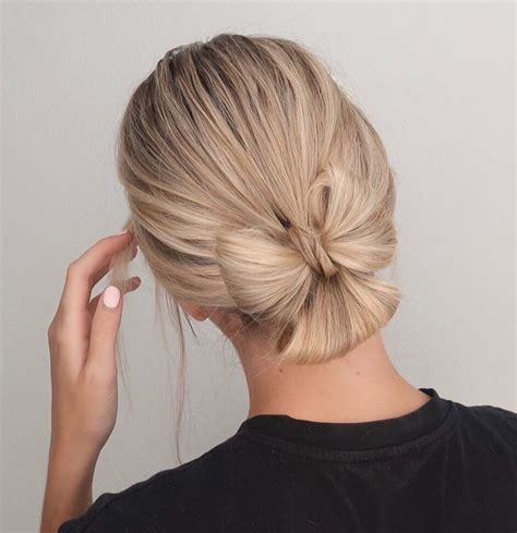 Hairstyles Easy - 40 Easy Hairstyles for Schools to Try in 2016 | Hair bun ... : Momjunction has ...