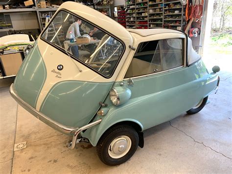 1959 BMW Isetta 300 - Sport and Specialty