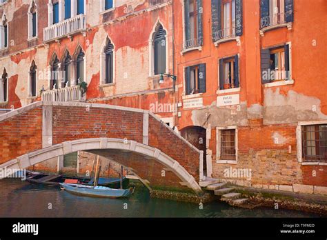 Bridges and Canals of Venice, Italy Stock Photo - Alamy